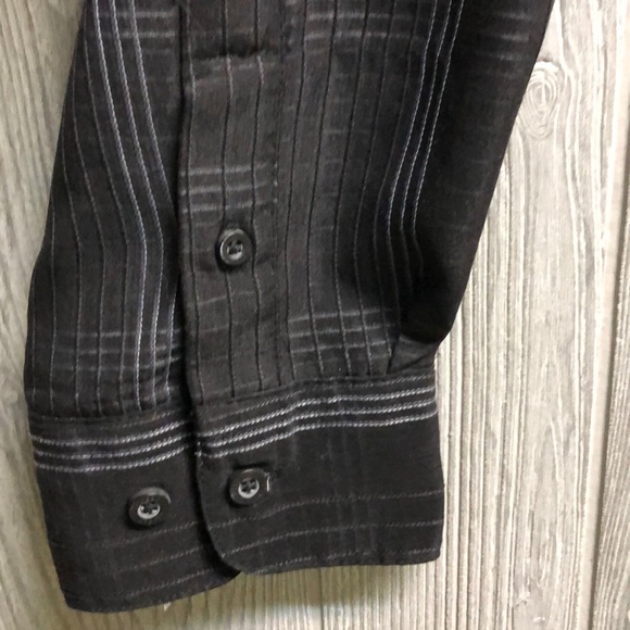 🖤🖤Men’s button up shirt🖤🖤 - Picture 4 of 5